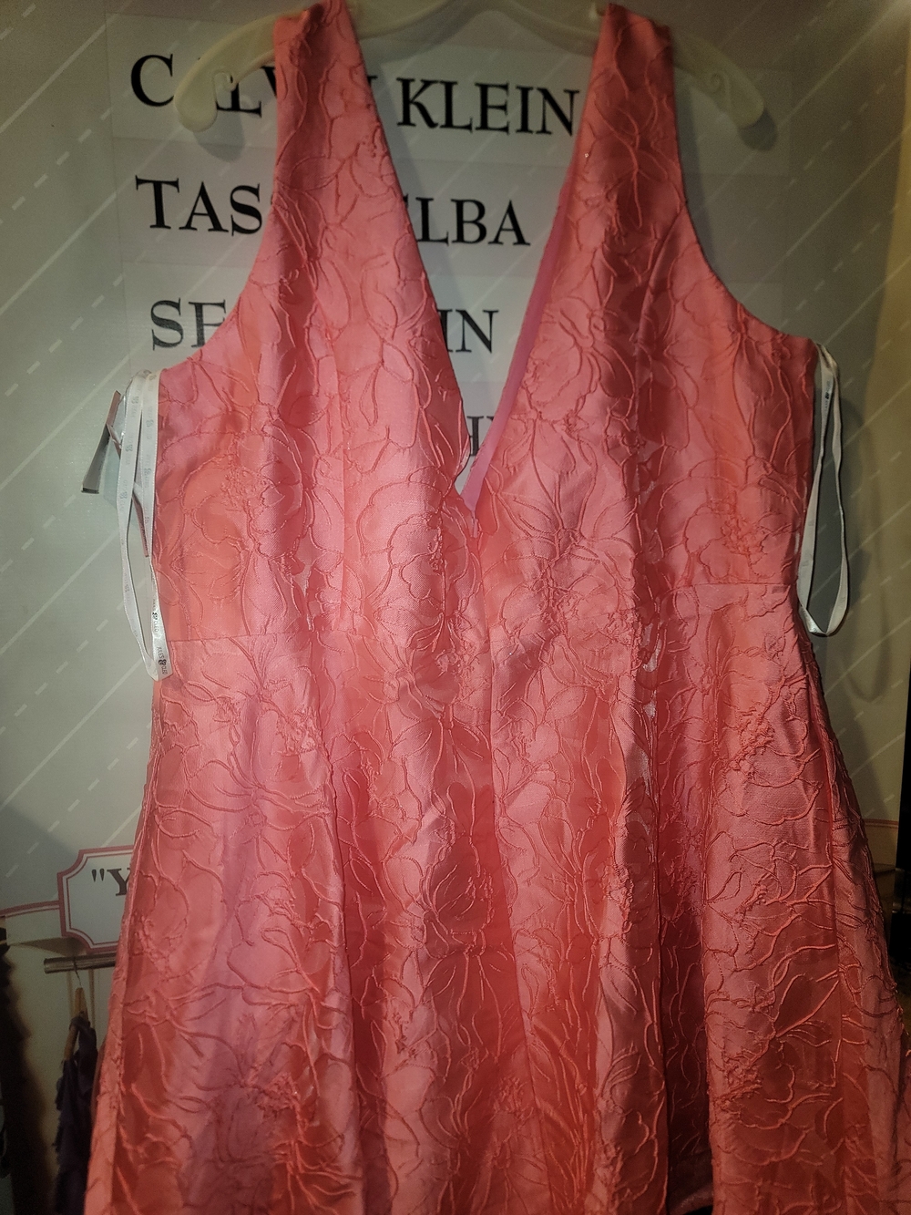 Pink Textured V-Neck Party Dress By Jules & Cleo - Picture 4 of 4